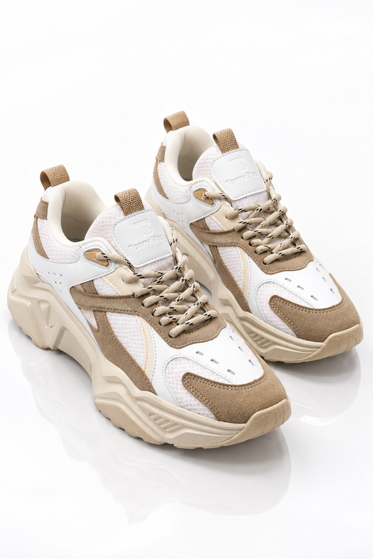 Rahat Kalıp Poli Taban Bağcıklı Sneaker Kadın Beyaz Bej Sneaker TBCRN1903