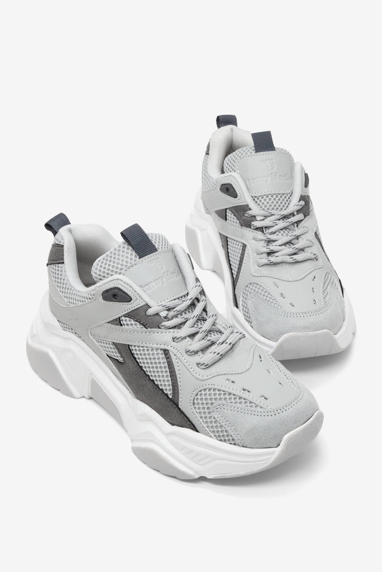 Rahat Kalıp Poli Taban Bağcıklı Sneaker Kadın Açık Gri Sneaker TBCRN1903