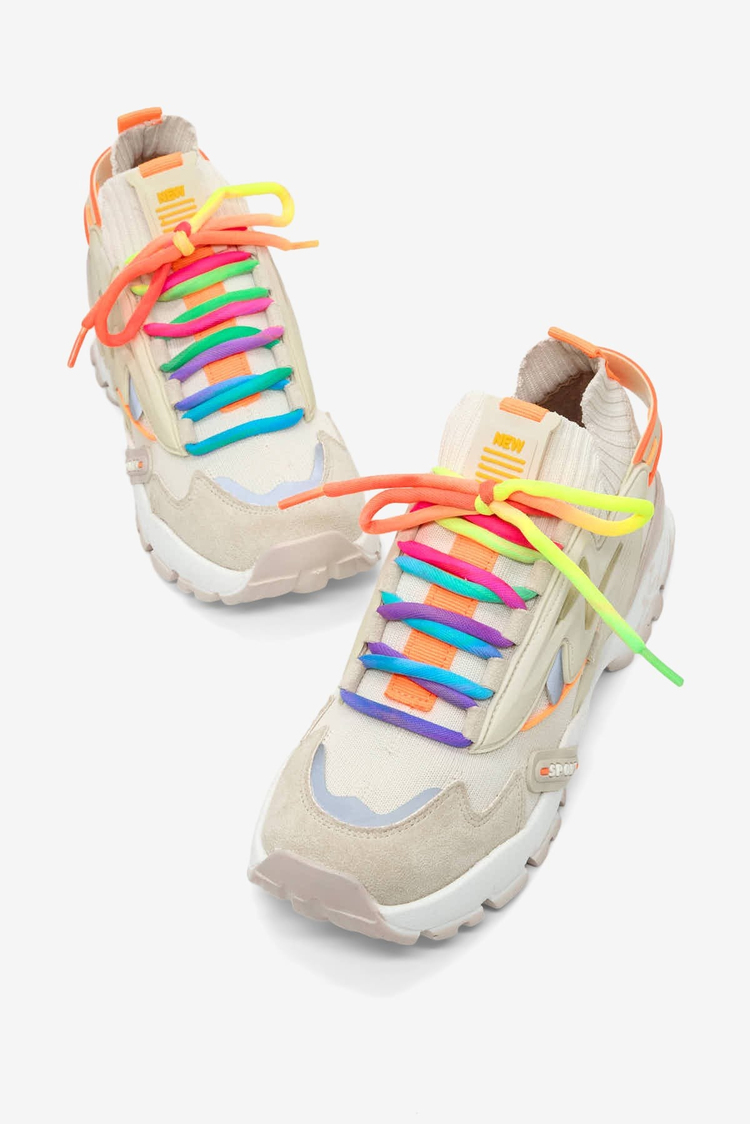 Rahat Kalıp Renkli Lastik Boğazlı Bağcıklı Sneaker Kadın Bej Sneaker TBTDYZ1903