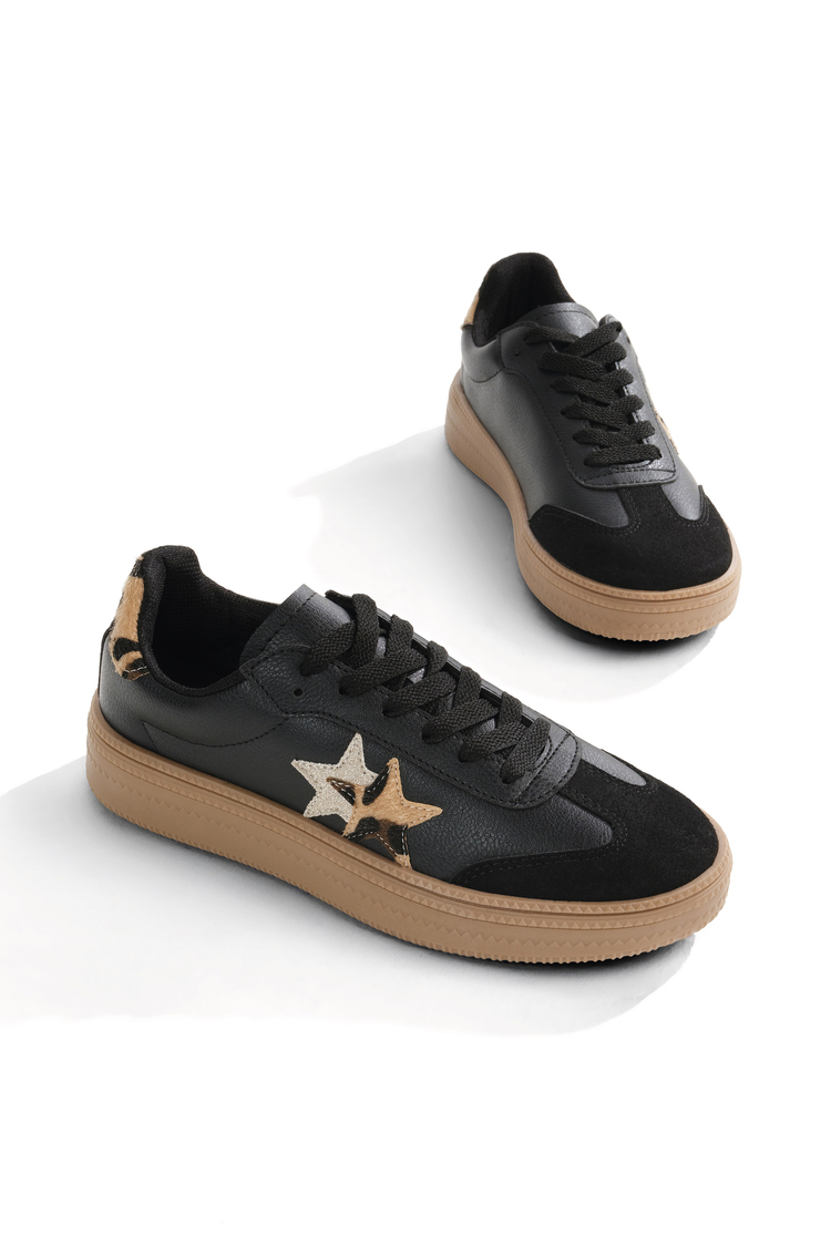 Rahat Kalıp Yarım Yıldız Desenli Sneaker Kadın Siyah Leopar Sneaker TBZER050