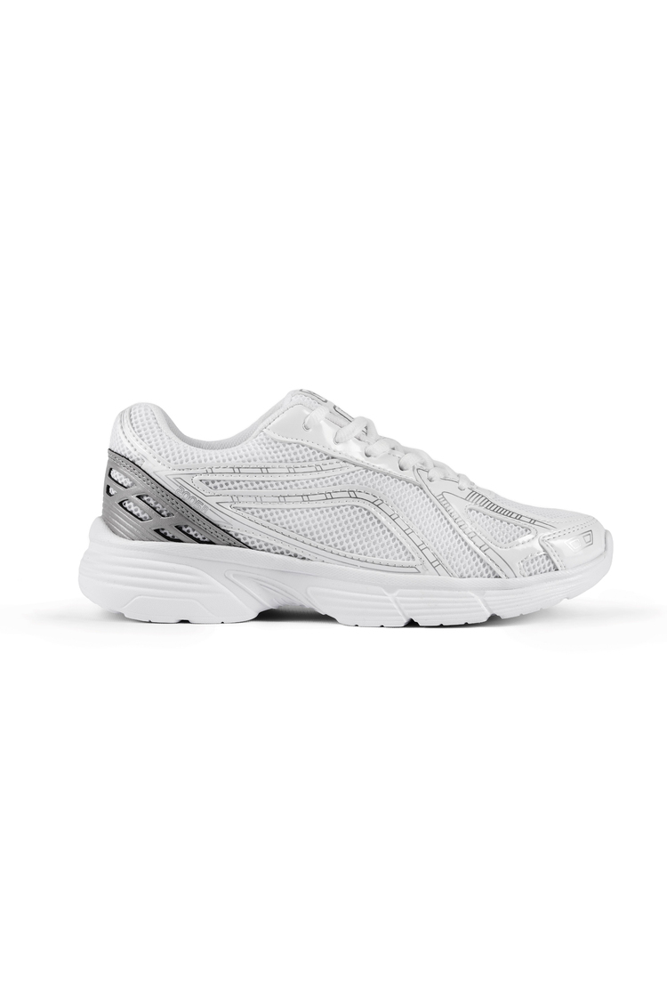 Termo Taban Konforlu Bağcıklı Sneaker Kadın Buz Siyah Sneaker TBTÖZF005