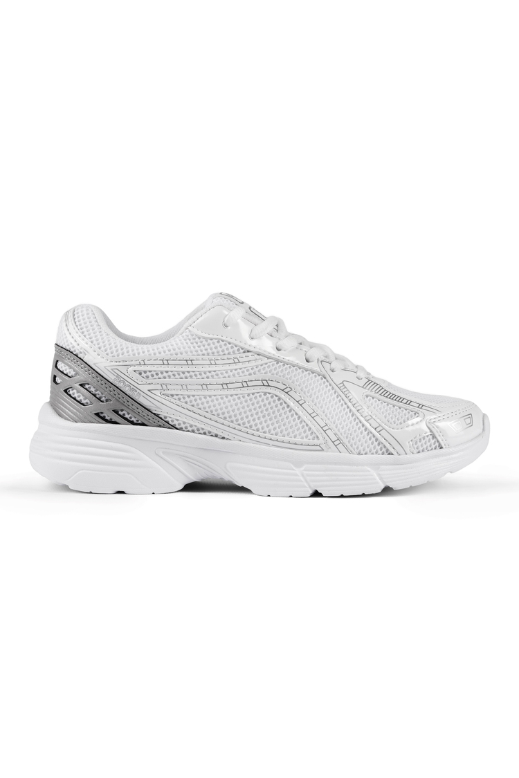 Termo Taban Konforlu Bağcıklı Sneaker Kadın Beyaz Rugan Sneaker TBTÖZF005