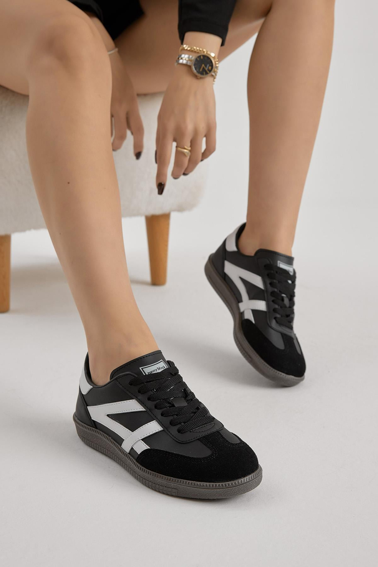 Termo Taban Yanı Şeritli Bağcıklı Unisex Siyah Beyaz Spor Ayakkabı TBSZ010