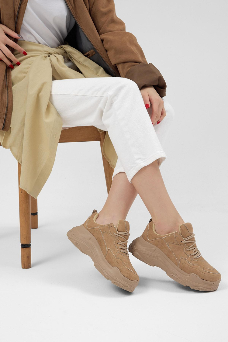 Yüksek Taban Bağcıklı Kadın Toprak Spor Ayakkabı BLS-Q-1