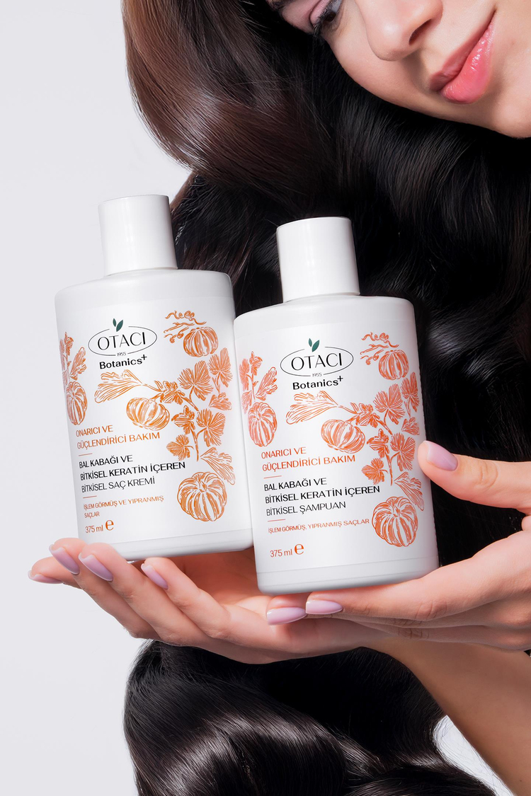  Botanics + Onarıcı & Güçlendirici Bakım - Balkabağı ve Bitkisel Keratin İçeren Bitkisel Saç Kremi
