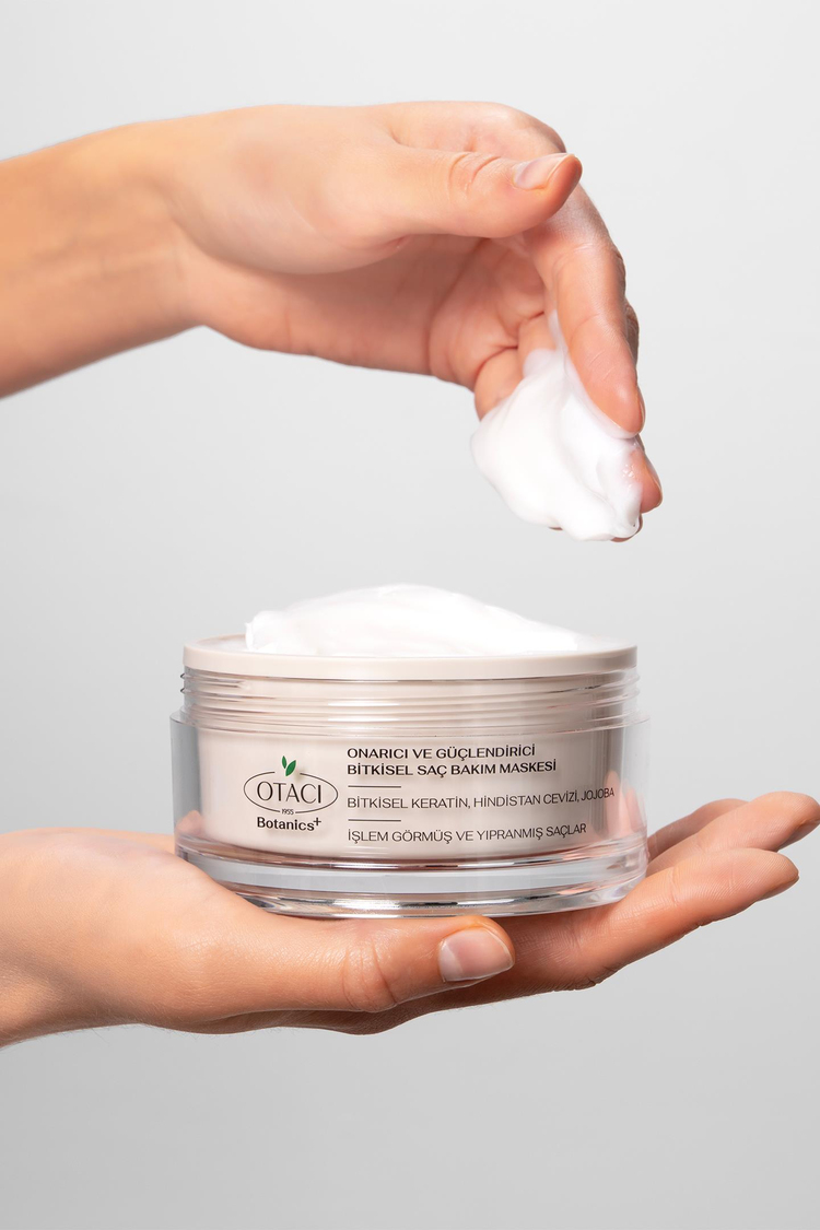 Botanics+ Onarıcı ve Güçlendirici Bitkisel Saç Bakım Maskesi 