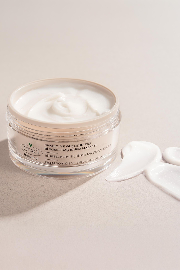 Botanics+ Onarıcı ve Güçlendirici Bitkisel Saç Bakım Maskesi 