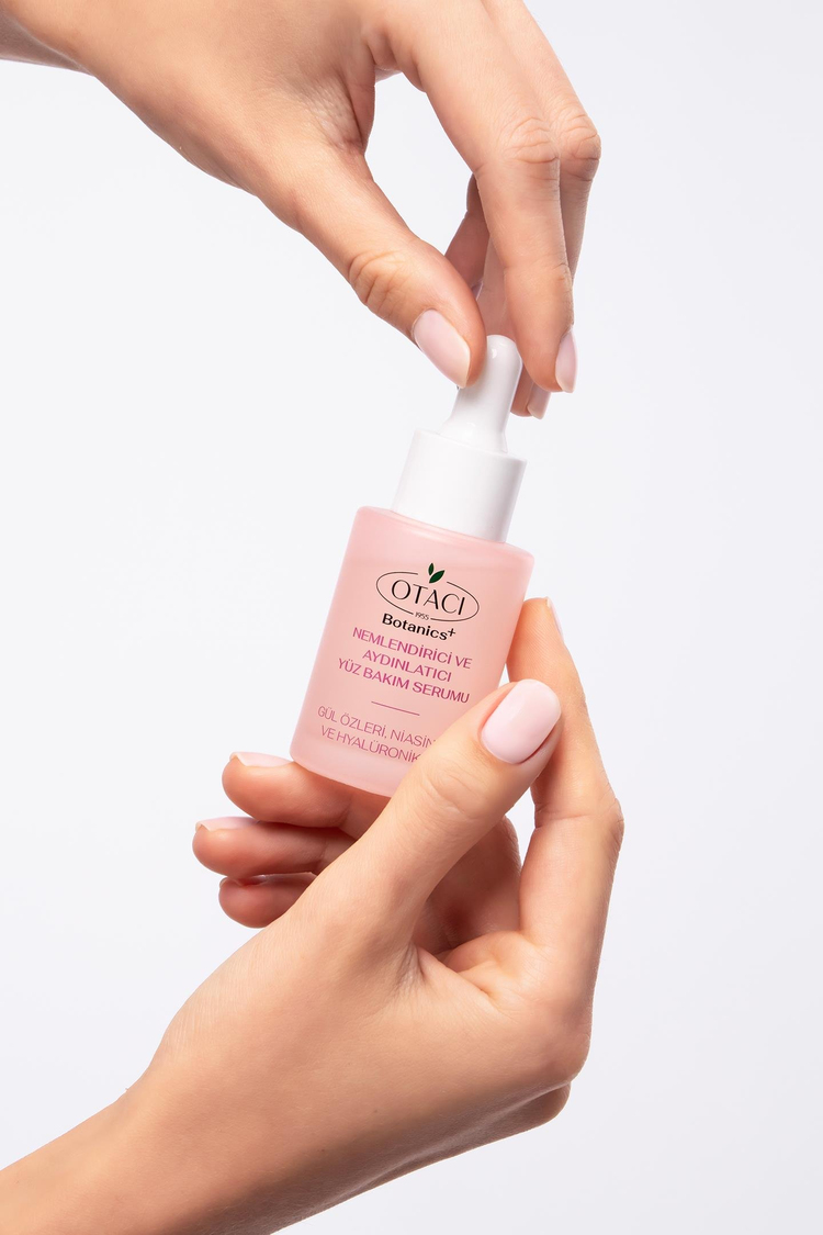 Nemlendirici ve Aydınlatıcı Yüz Bakım Serumu - Gül Özleri ve Hyalüronik Asit