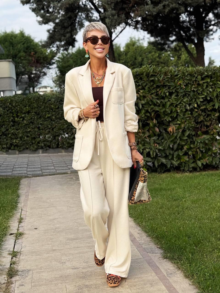 BEIGE SOFT KNIT PANTS