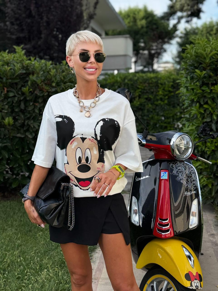 BEYAZ MICKEY BASKILI TSHIRT