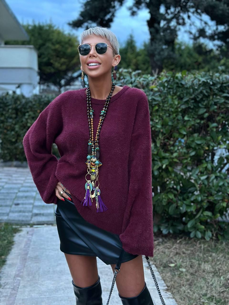 PLUM SOFT KNIT SWEATER