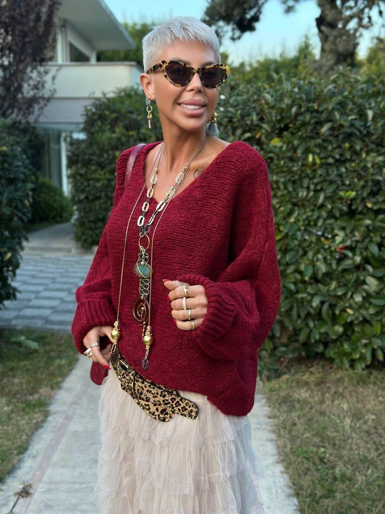 BURGUNDY WOOL-BLEND SWEATER WITH RUCHED SLEEVES
