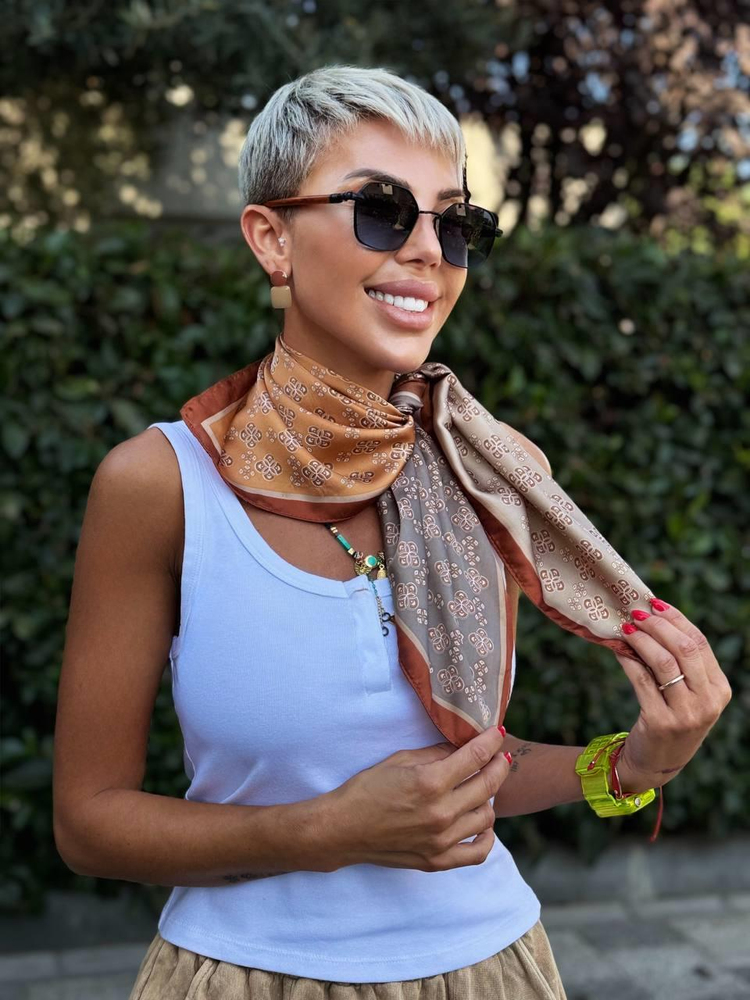 BROWN FLORAL PATTERN SCARF