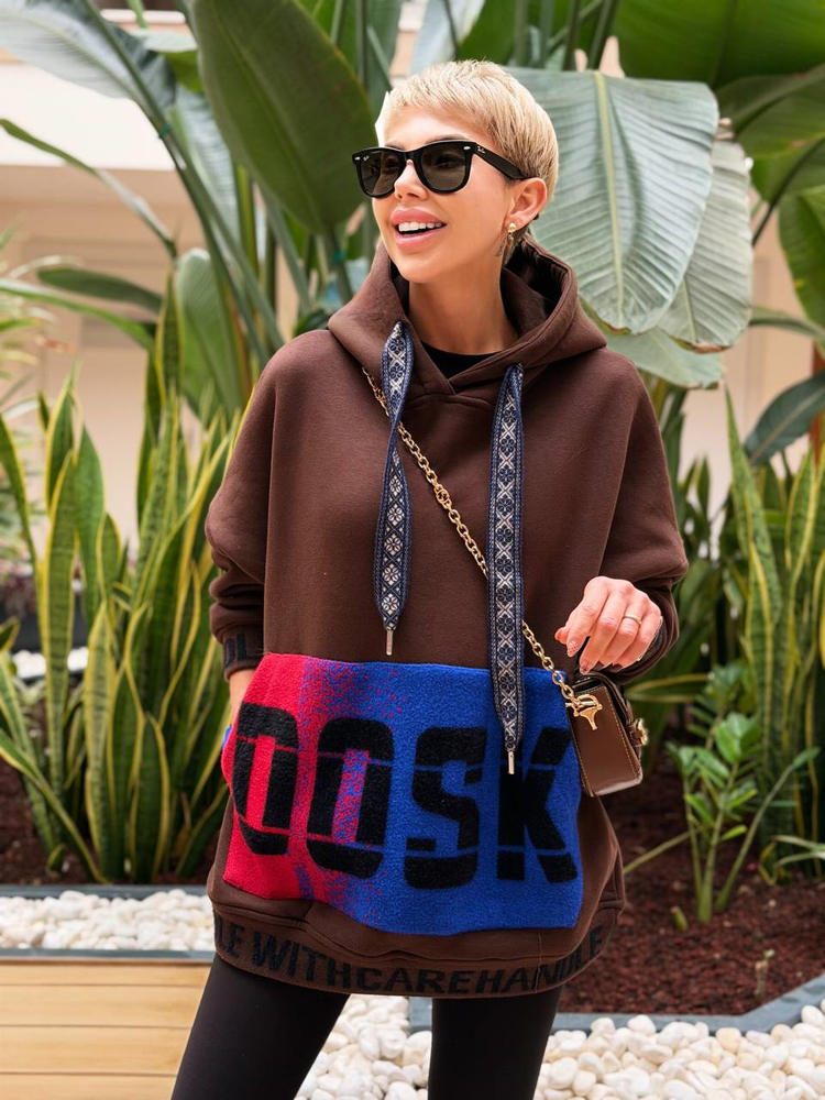 KAHVE KEÇE BASKI TASARIM HOODIE 