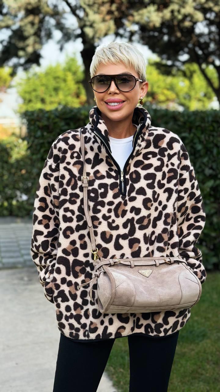 KAHVE LEOPARLI DİK YAKA FERMUARLI POLAR SWEAT