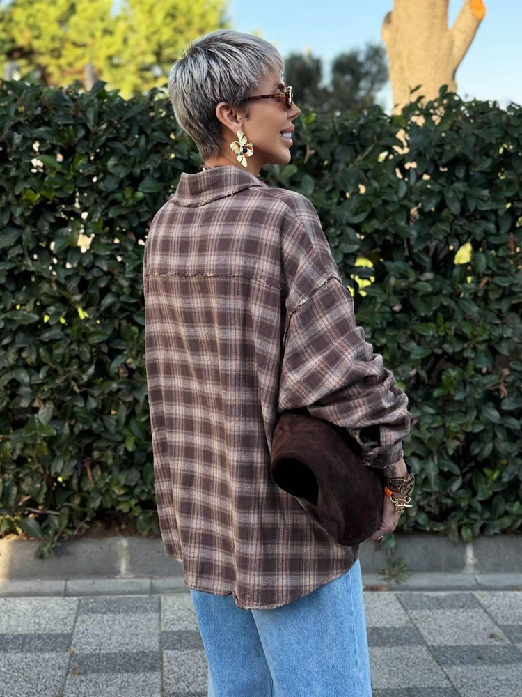 BROWN NATURAL-CUT PLAID SHIRT
