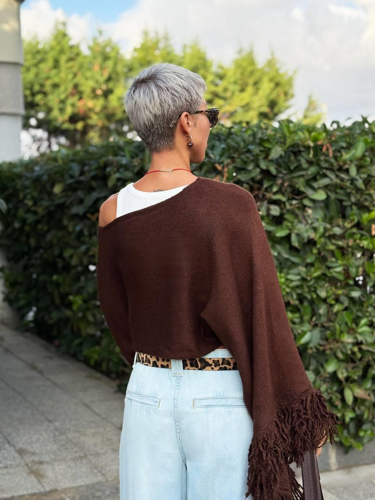 BROWN FRINGED KNIT PONCHO