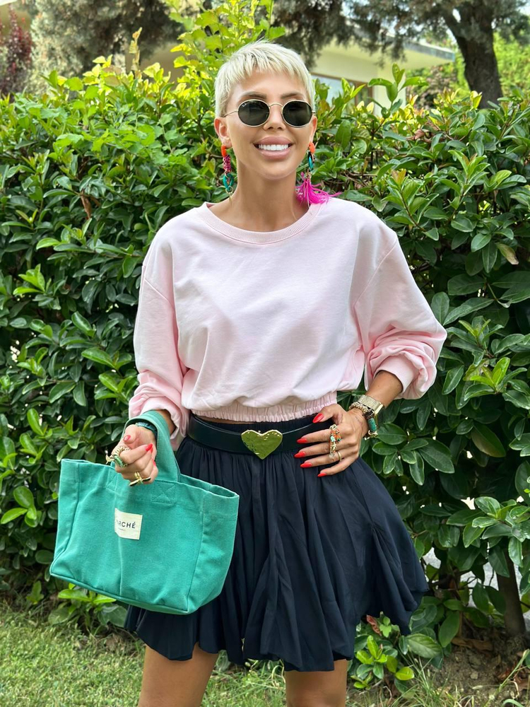 PINK ELASTIC-WAIST CROP SWEATSHIRT
