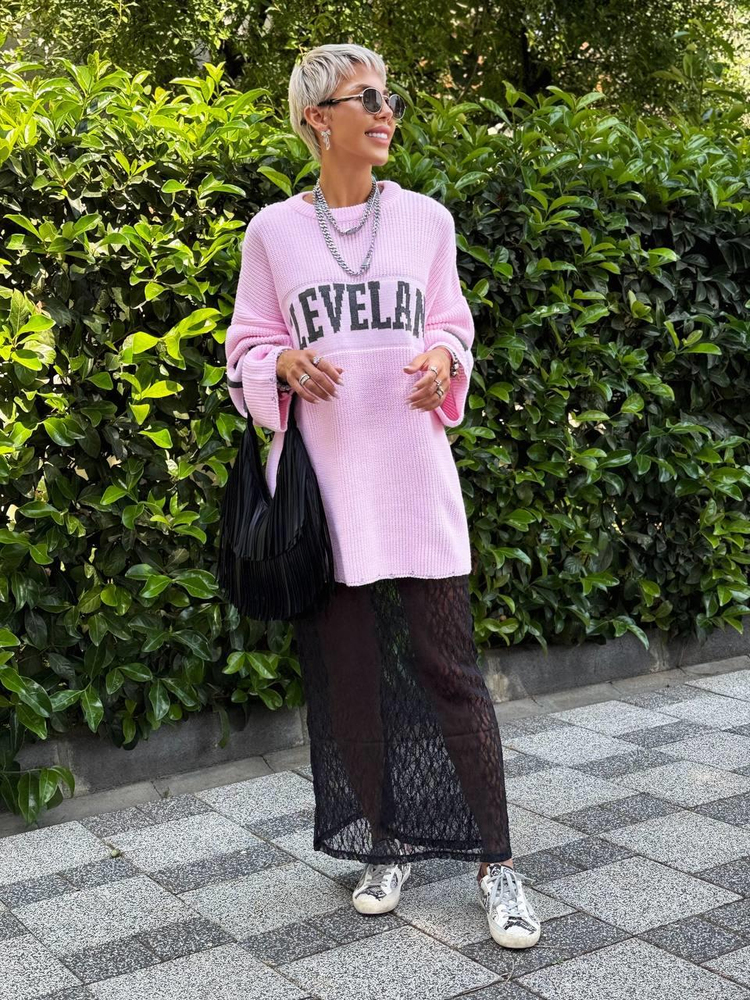PINK CLEVELAND OVERSIZE KNIT SWEATER