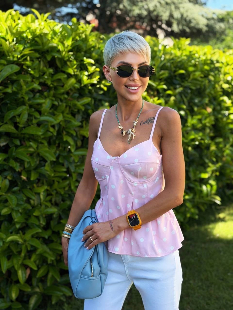 PEMBE PUANTİYELİ AYARLANABİLİR ASKILI BLUZ