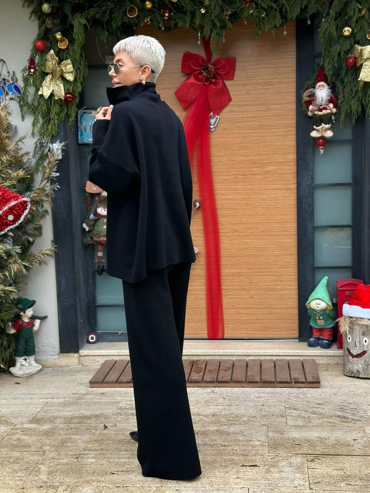 BLACK SELANIK KNIT ZIP-UP SWEATER AND PANTS SET