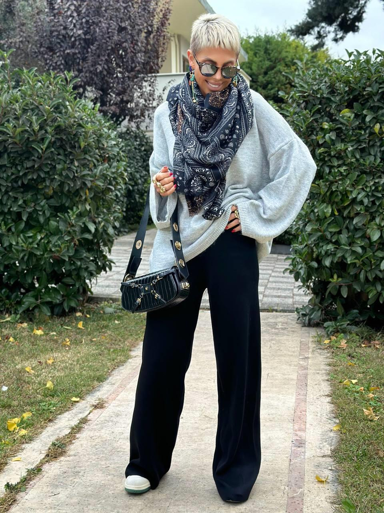BLACK KNIT PALAZZO PANTS 
