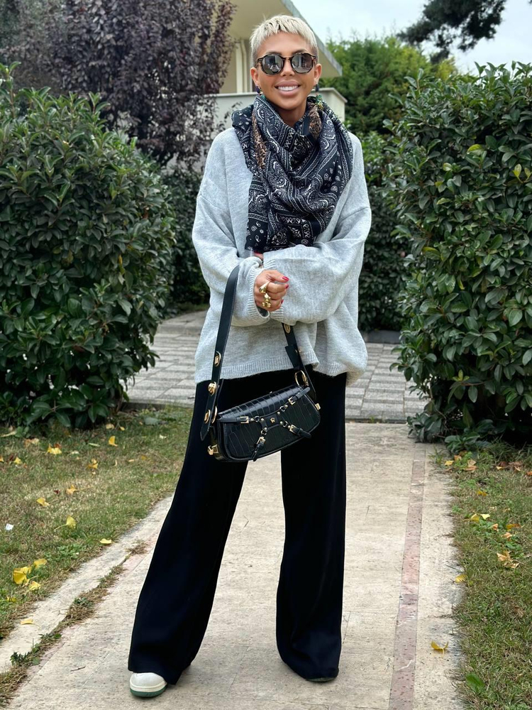 BLACK KNIT PALAZZO PANTS 