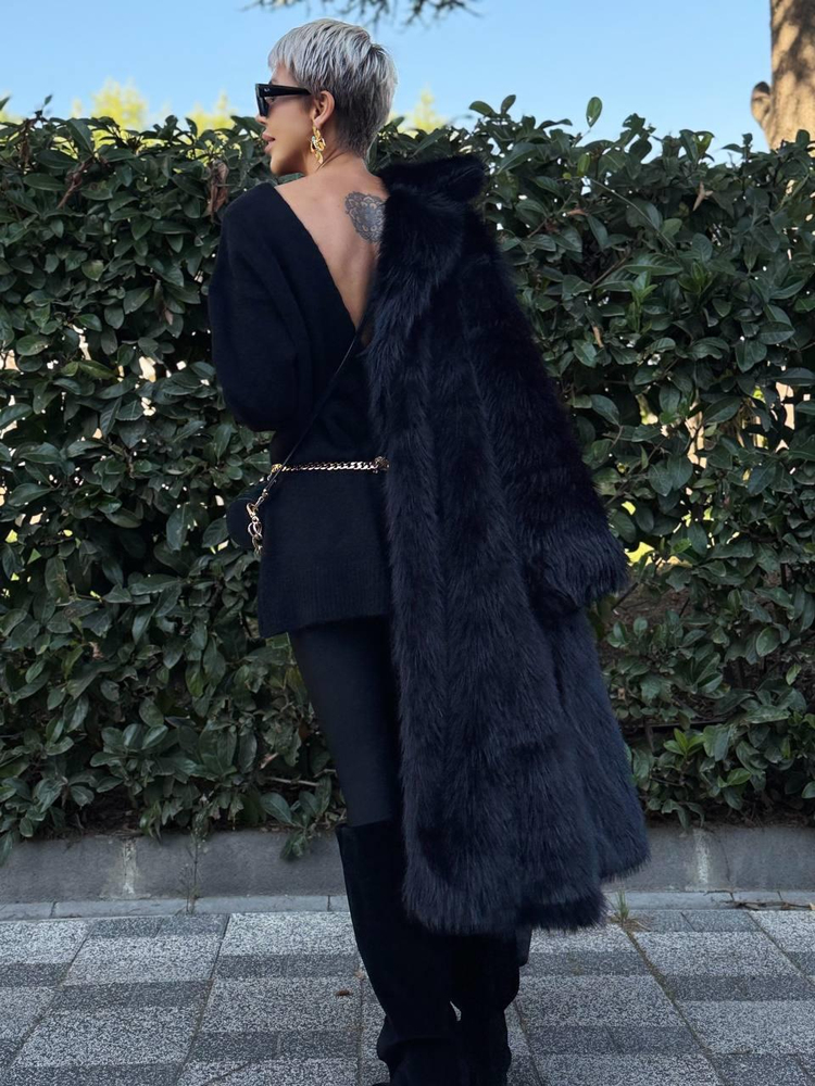 BLACK COLLARED LONG FAUX FUR COAT