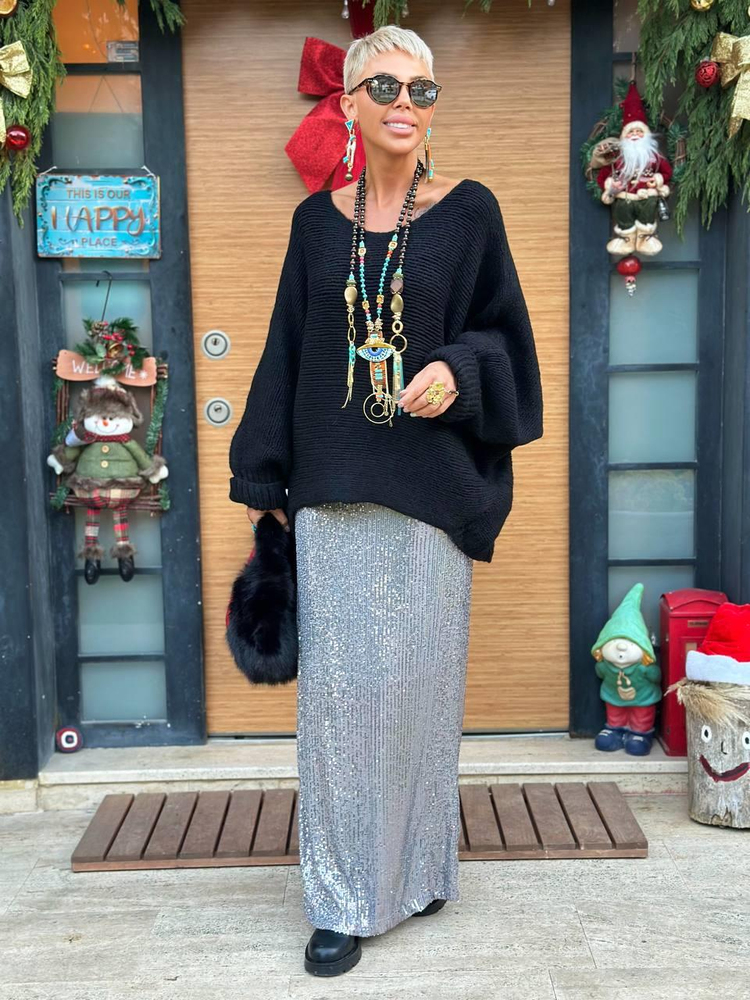 BLACK WOOL-BLEND SWEATER WITH RUCHED SLEEVES