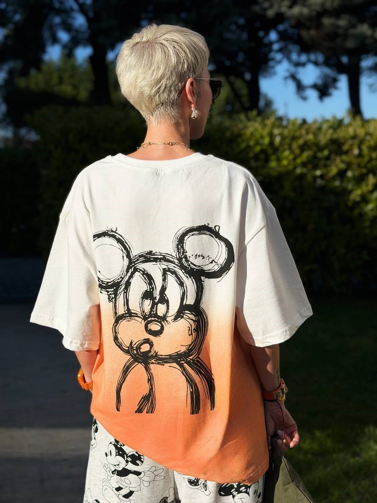 TURUNCU SIRTI MICKEY BASKILI TSHIRT