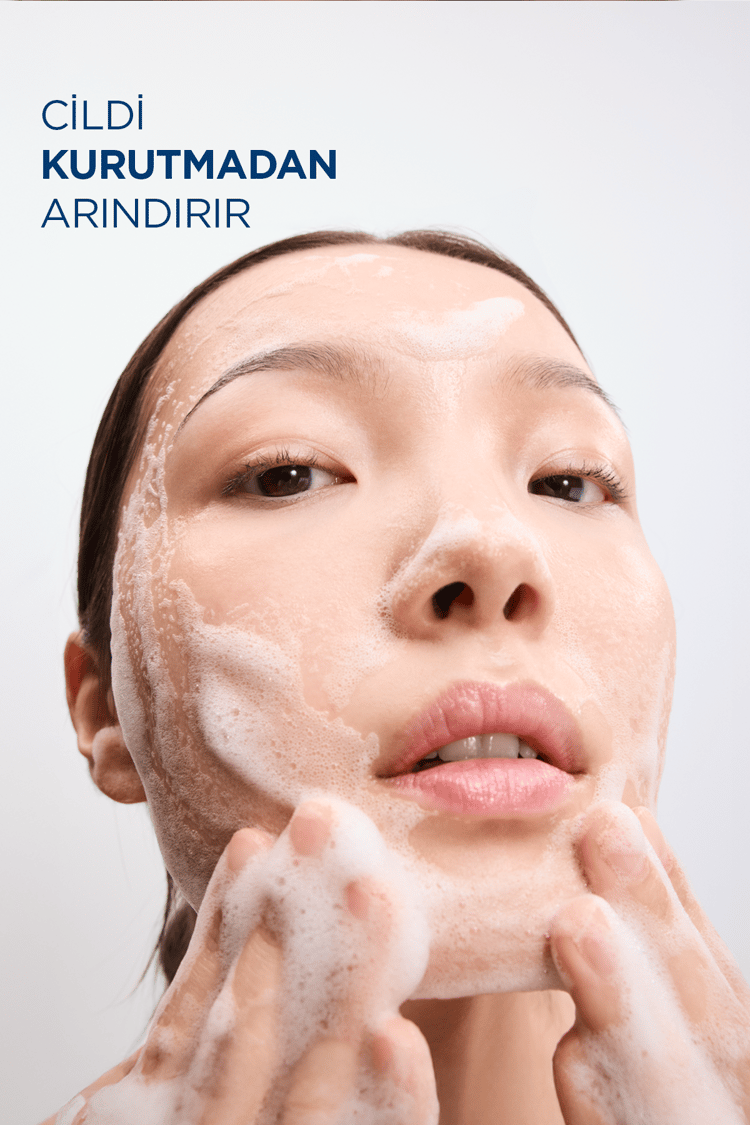 Bioderma Sebium Karma, Yağlı ve Akne Eğilimli Ciltler için Yüz, Vücut Temizleme Jeli 500 ml