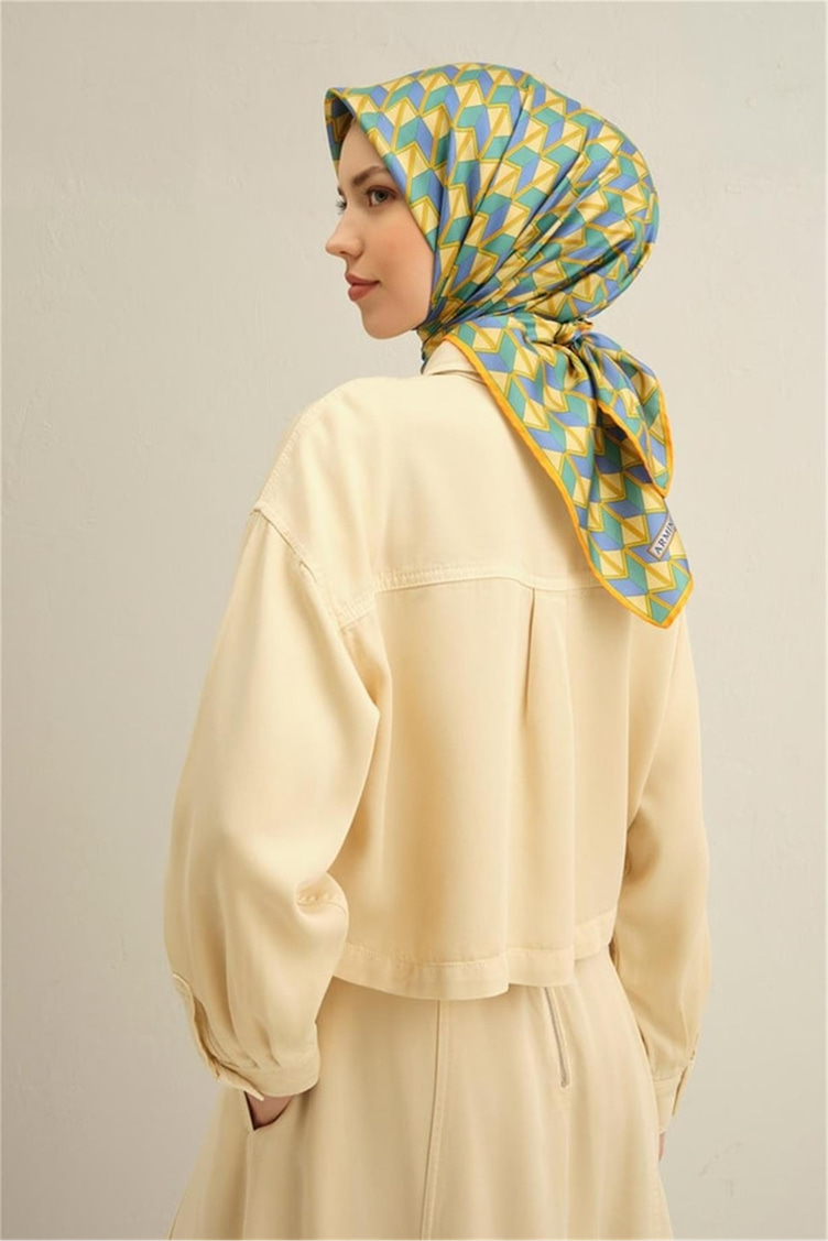 Armine Desenli Sura Saf İpek Eşarp 9309 05