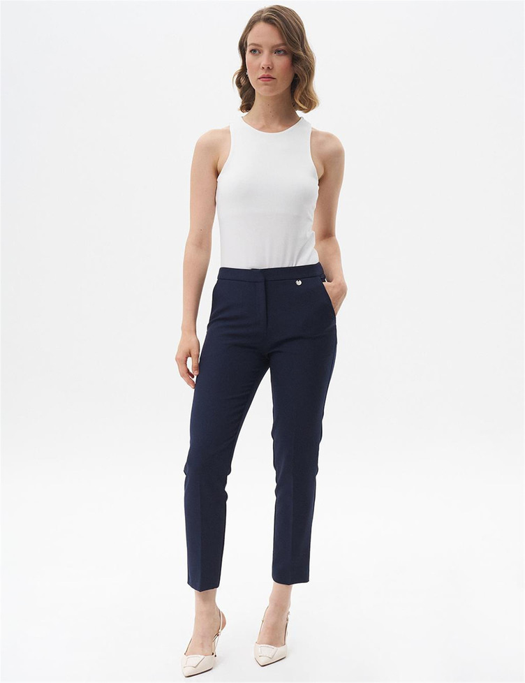 Havuç Kesim Basic Pantolon Lacivert