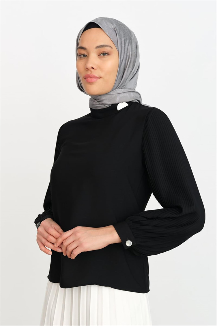 Nihan Kolları Pilise Siyah Bluz
