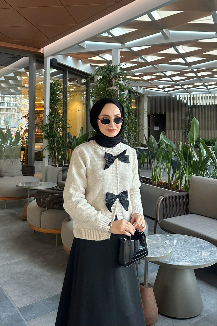 Belina Fiyonklu Hırka - EKRU