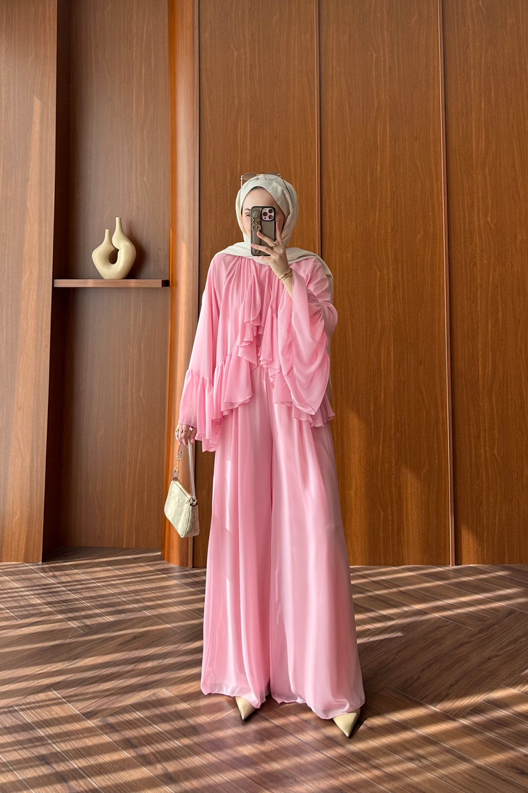 Matmazel Volan Detay Pantolonlu Takım - PEMBE