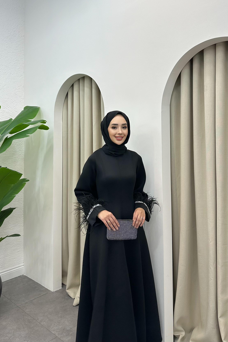 Almira Taş Detaylı Elbise - SİYAH