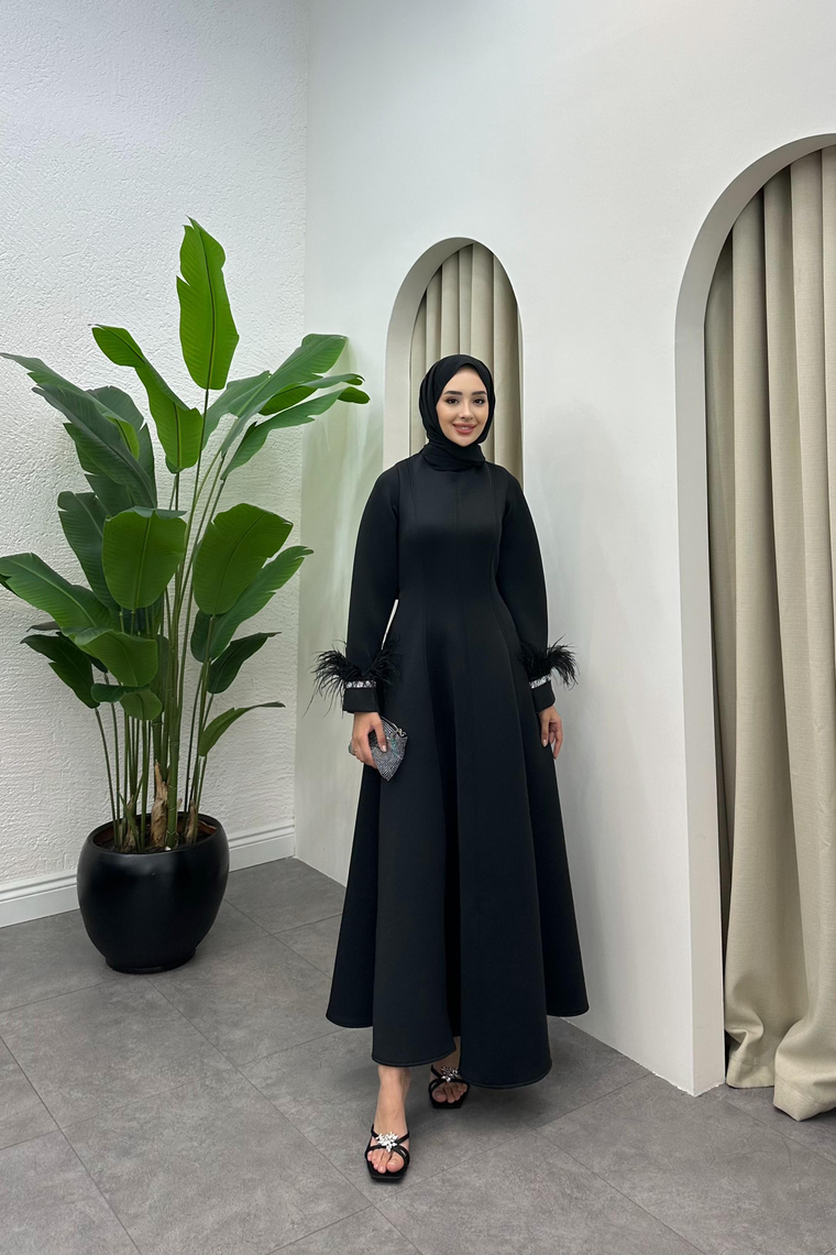 Almira Taş Detaylı Elbise - SİYAH