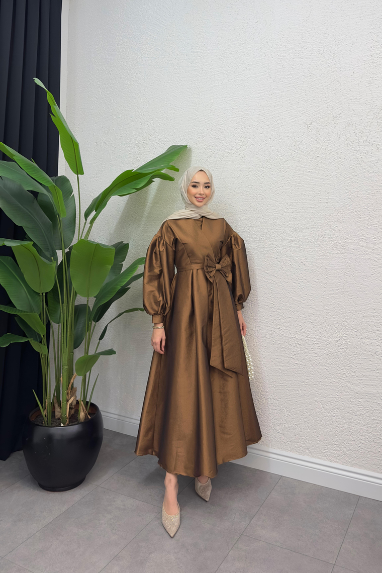 Elsa Fiyonk Kuşaklı Tafta Elbise - KAHVE