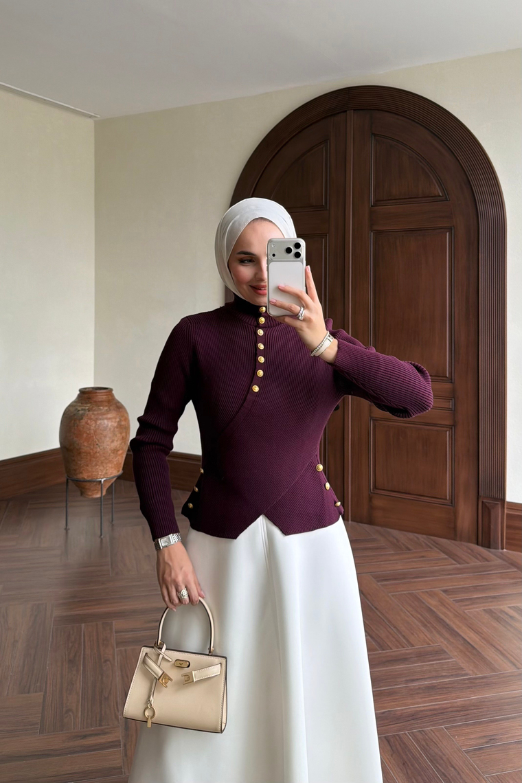 Gold Düğmeli Triko Hırka - MÜRDÜM