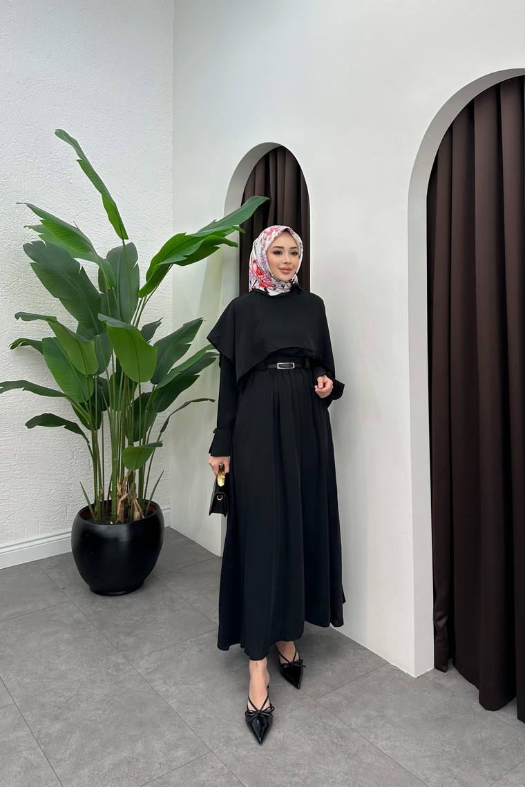 Mona Pelerin Detaylı Etek Takım - SİYAH