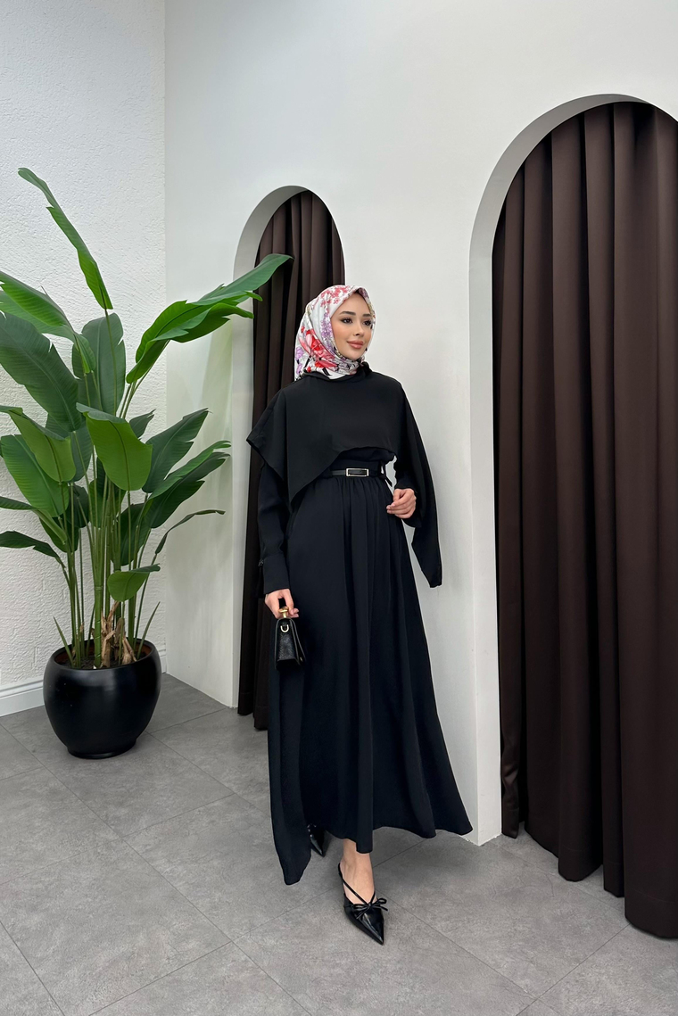 Mona Pelerin Detaylı Etek Takım - SİYAH