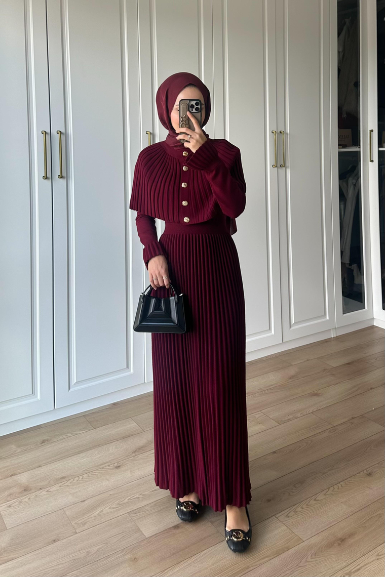 Pelerin Detay Triko Elbise - BORDO