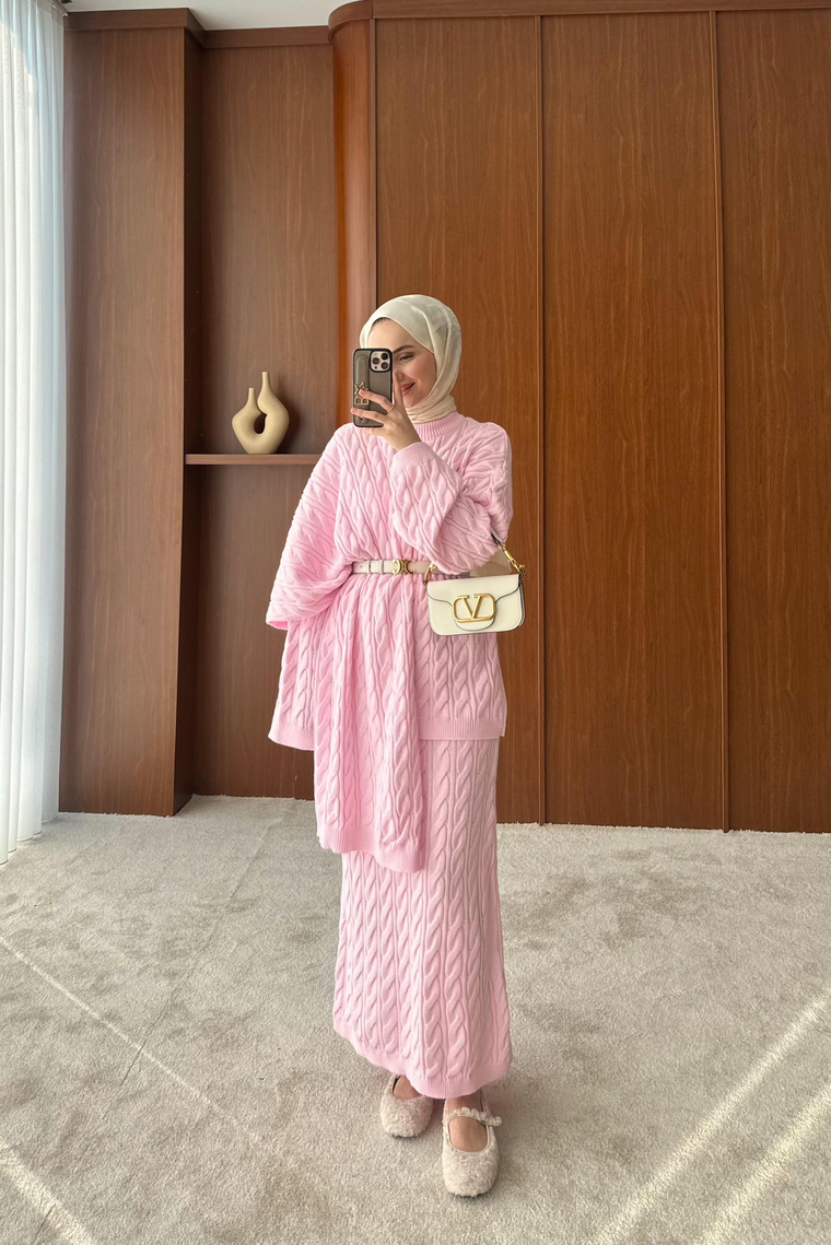 Şal Detay Triko Etekli Takım - PEMBE