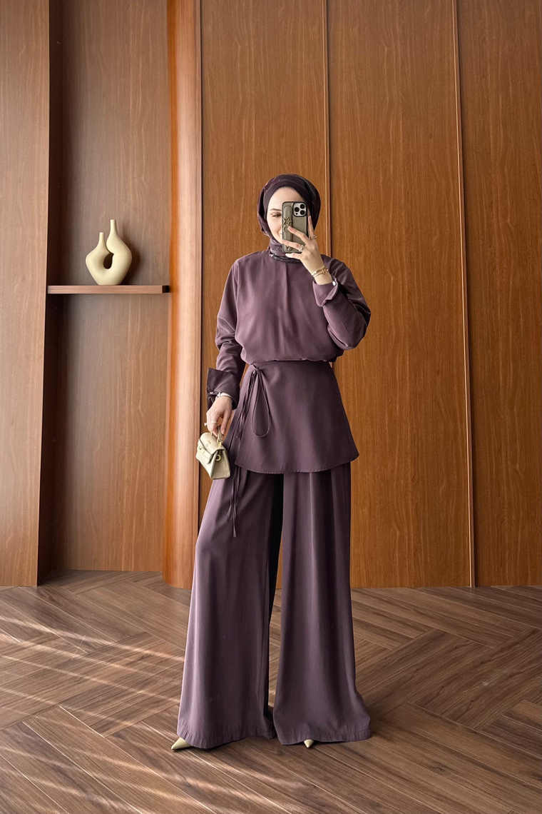 Vera Kemerli Pantolonlu Takım - MÜRDÜM