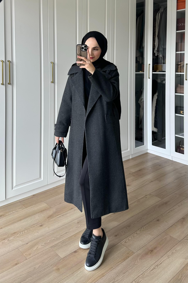 Wanda Kaşe Kaban - SİYAH