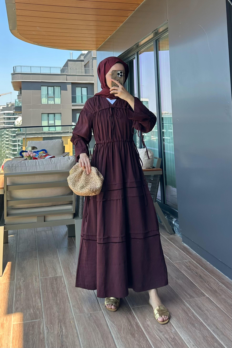 Yaka Detay Büzgülü Elbise - BORDO
