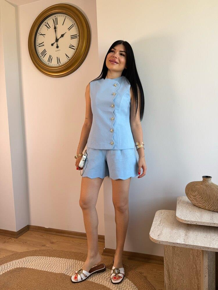 BEBE MAVİSİ KETEN DENİZ KABUĞU DÜĞMELİ YELEK VE ŞORT TAKIM
