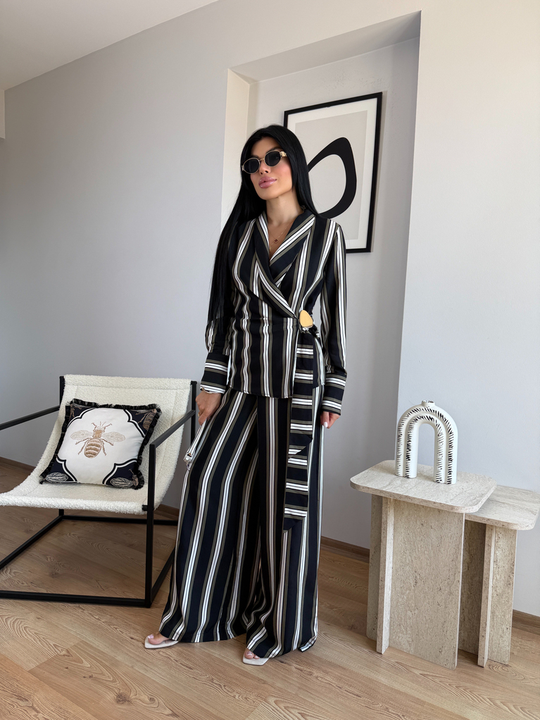 ZRA MODEL ÇİZGİLİ KRUVAZE CEKET PALAZZO TAKIM 