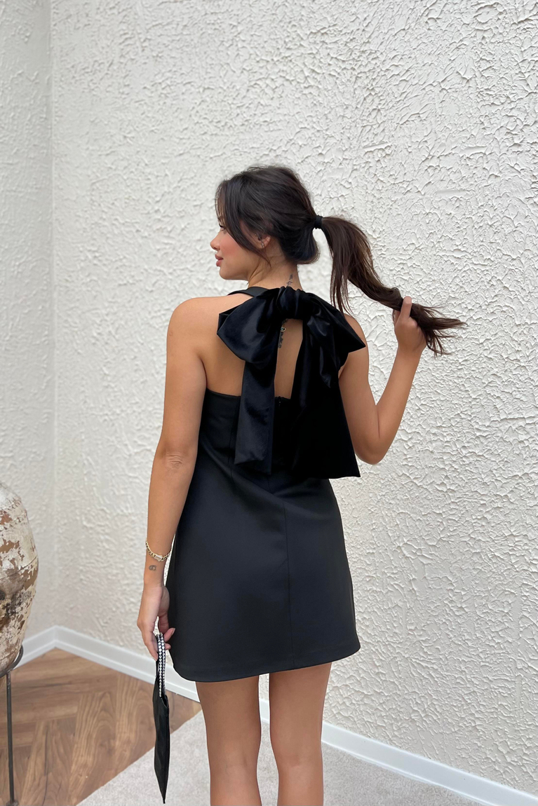 Fiyonk Detaylı Elbise - SİYAH